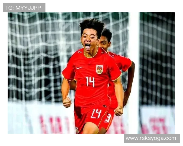 乌兹别克与中国香港足球对决精彩回顾与赛后分析 乌兹别克与中国香港足球对决精彩回顾与赛后分析
