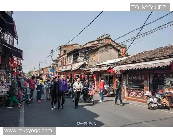 兵工厂与铁路工场的历史变迁与发展对比分析