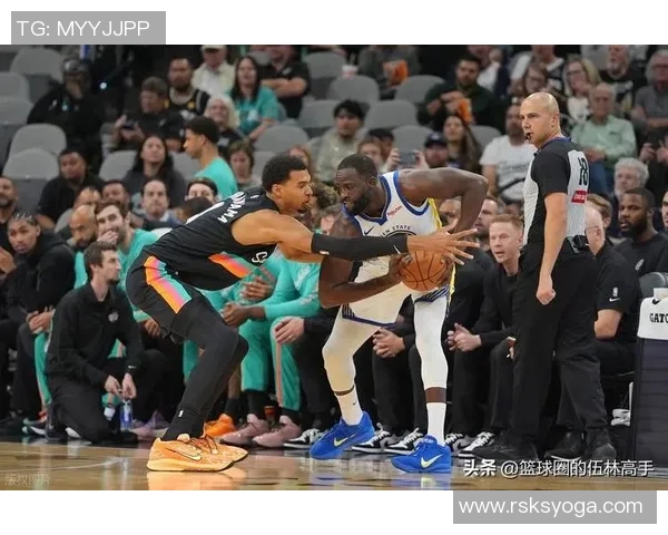 德雷蒙德格林如何在勇士队中扮演关键角色引领球队走向胜利